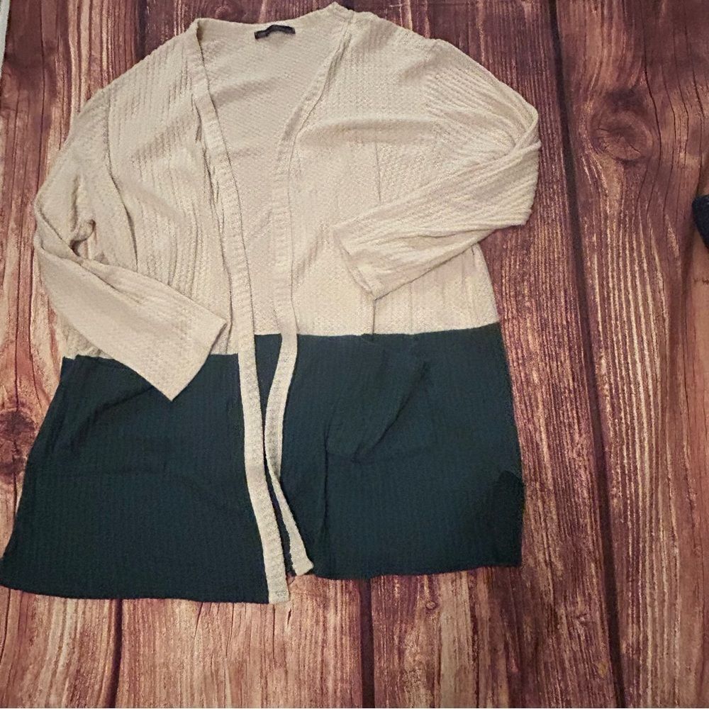 Women’s Chris & Carol Green Cream Cardigan Size 2XL